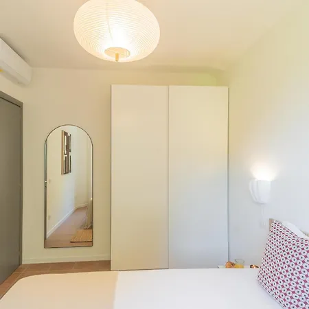 Casa Vela By Rent 아파트 살라코마시나